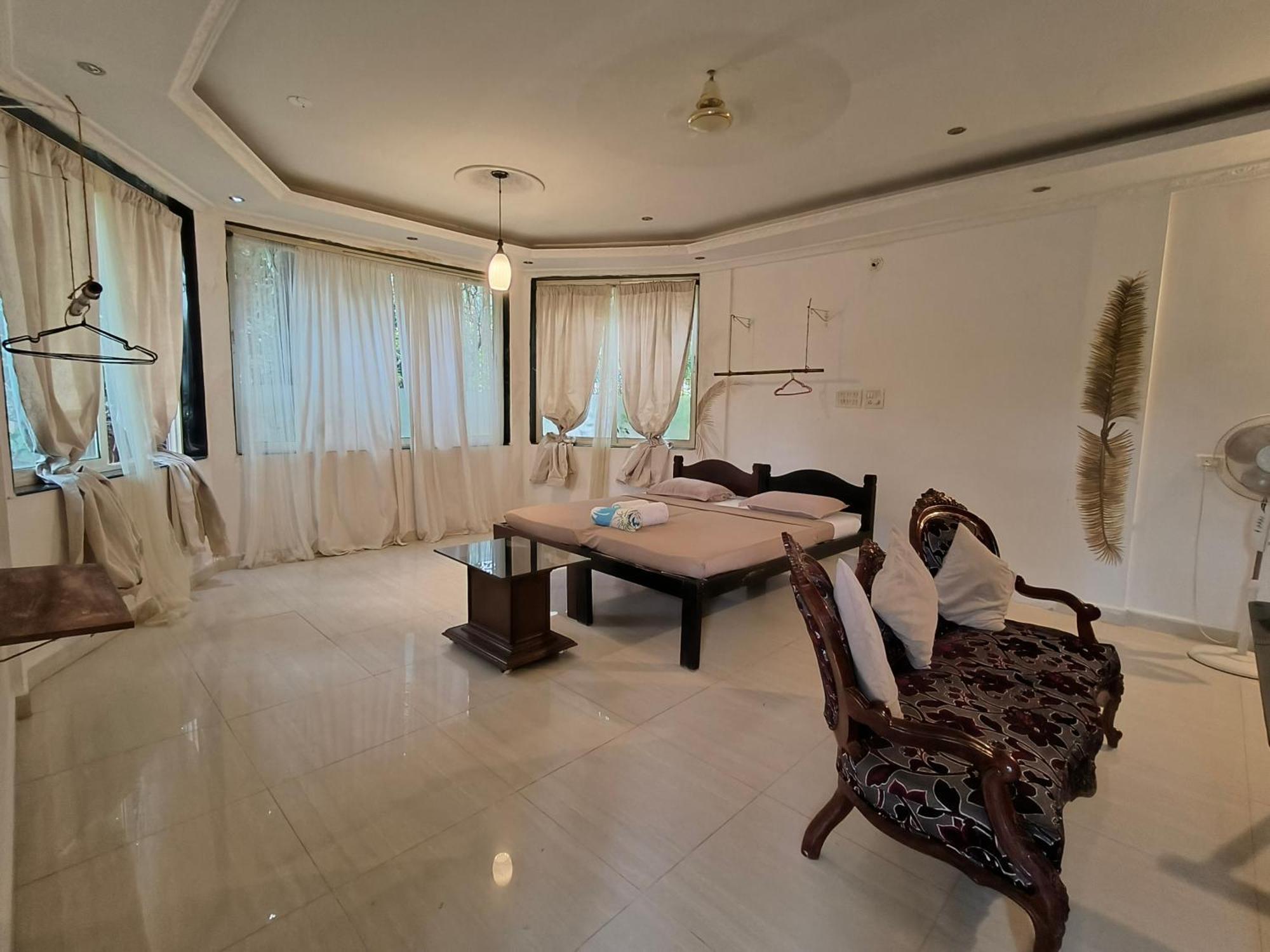 J-House, Spacious Apartments With Balconies, Thalassa 1Min Away Siolim Zewnętrze zdjęcie